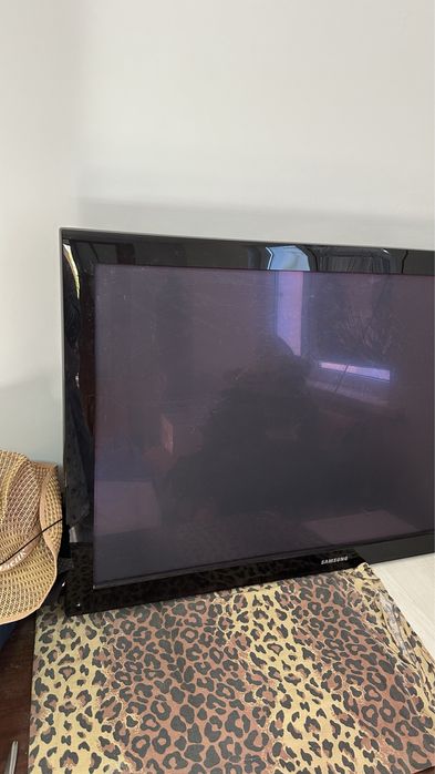 Продам телевизор самсунг