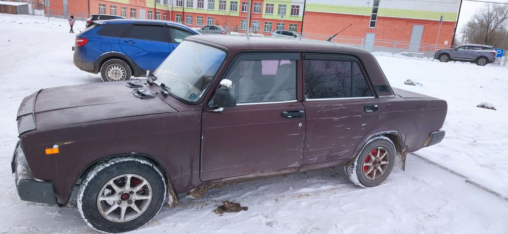 Продам ваз 2107 в хорошем состоянии