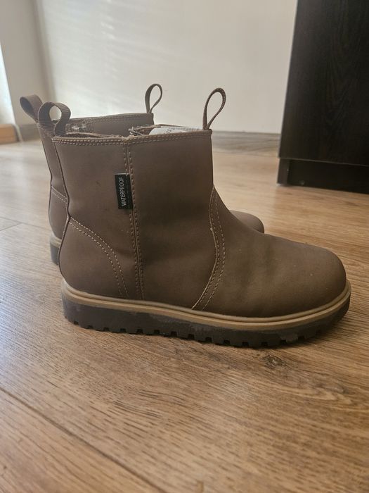 Детски боти от H&M