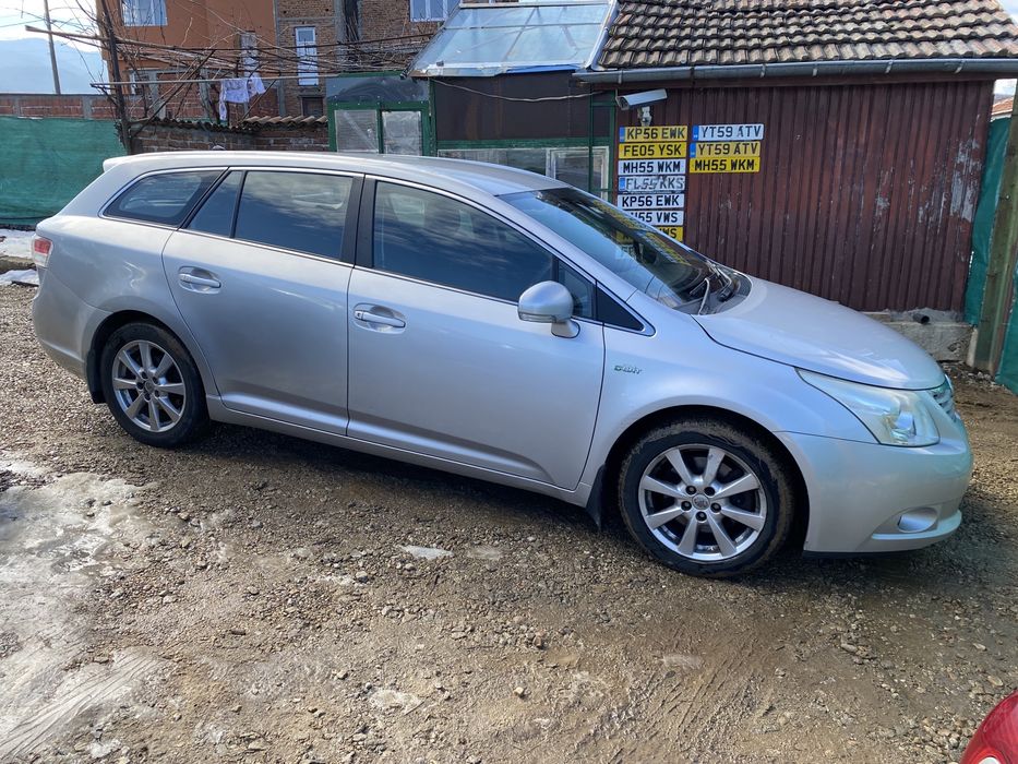 Тойота Авенсис Toyota Avensis T27 2010г На части 2.2 dcat 150 кс