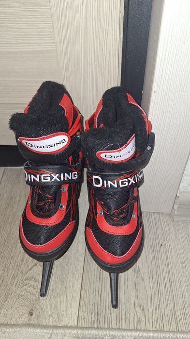 Продам коньки детские