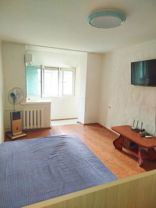 УЮТНАЯ квартира в аренду 1/4 (срочно)