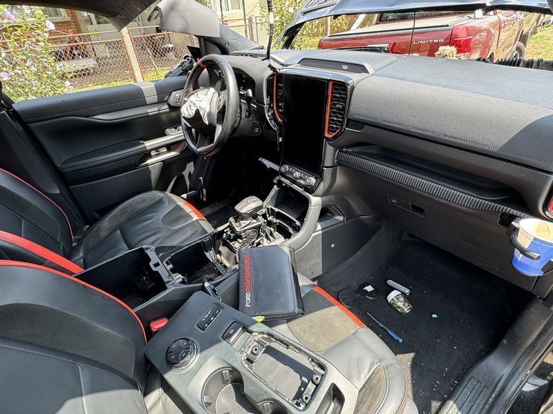 Части за Ford Ranger Raptor (Форд Рейнджър Раптор)