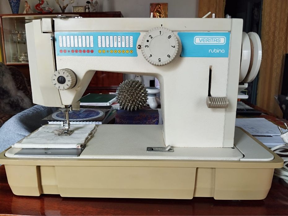 Швейная машинка.