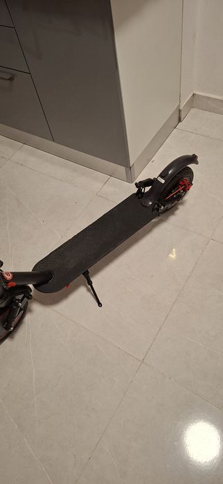 Dezmembrez Trotinetă electrica