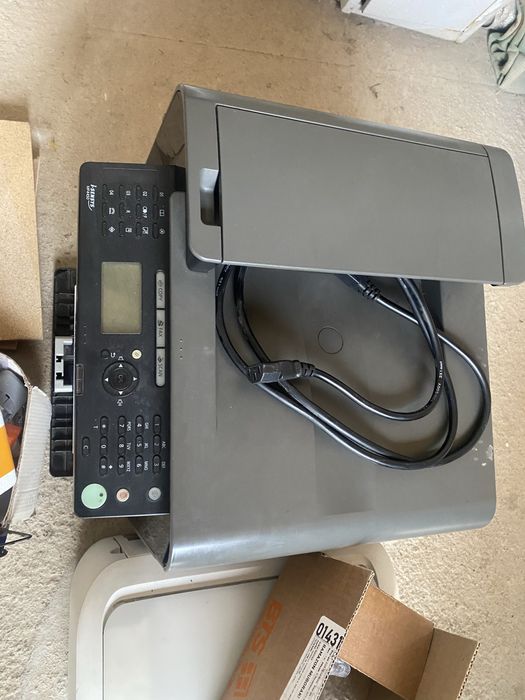 Printer Canon MF 4450 sotiladi