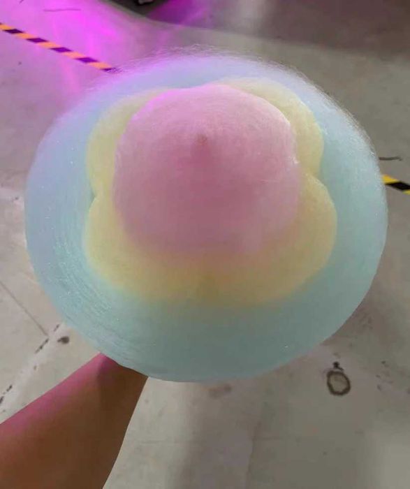 Вендинг Машина за захарен памук на клечка Cotton Candy Pro 64 цвята
