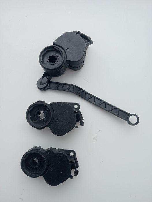 Сервопривод Лада Веста в оригинале