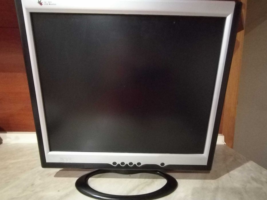 Монитор 19 инча, KTC