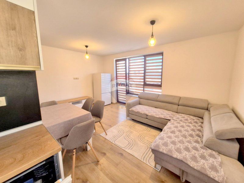 Дава се под наем Двустаен апартамент в Варна, Победа - 59 кв.м за 510 € - Снимка #2