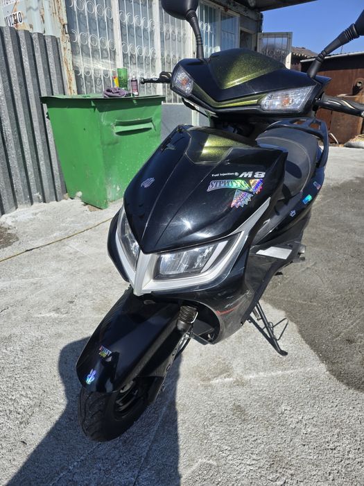 Скутер в отличном состоянии.