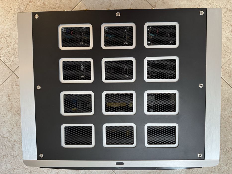 NAD M27 Master Series - седем канален усилвател за Dolby Atmos