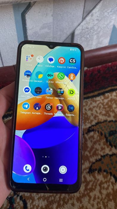 Телефон сатылады vivo y 35