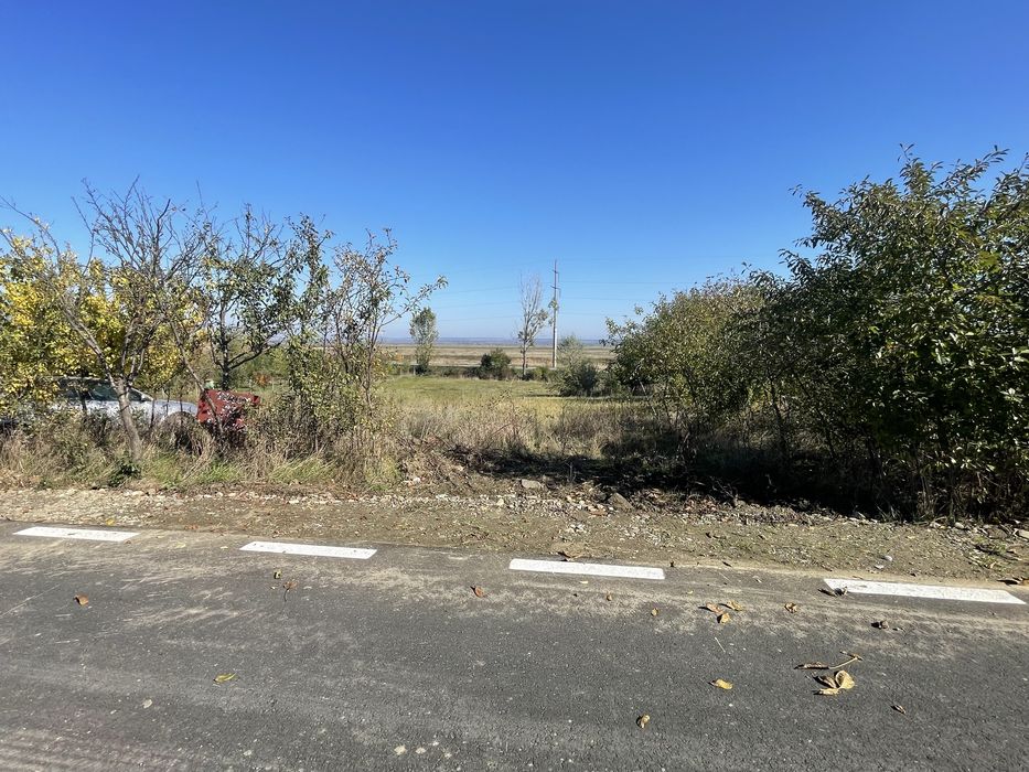 Teren 1500 m2 la strada principala DN sat Stanca Osoi(com.Comarna)!