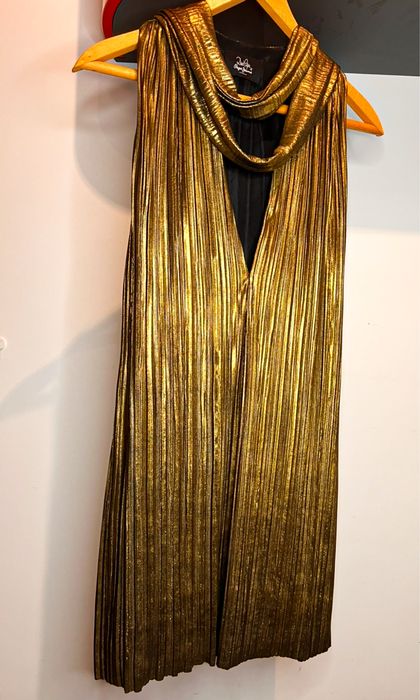 Рокля, златиста, фини плисета, Pepe Jeans