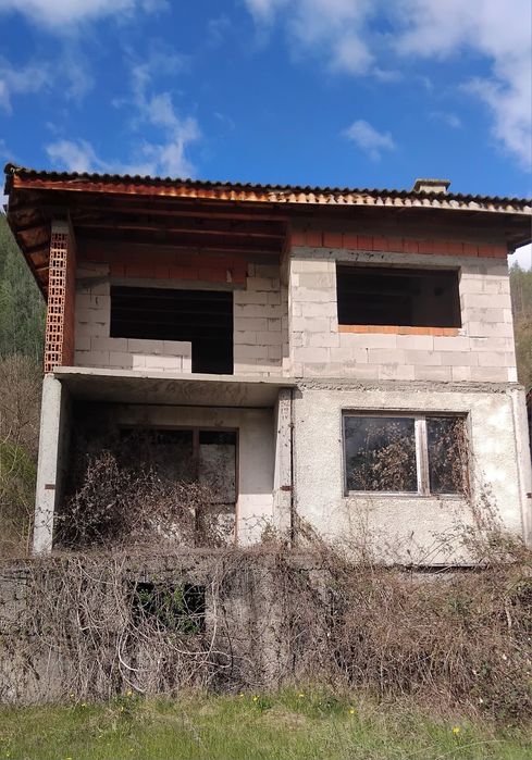 Продава се Къща в с. Пастух, Област Кюстендил - 360 кв.м за 255 €/кв.м - Снимка #1