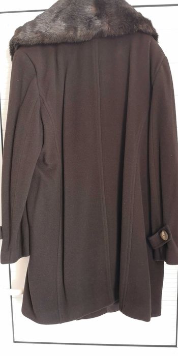 Дамско палто от вълна и кашмир