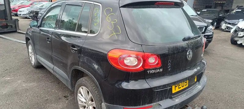 Volkswagen Tiguan (5N) [Fabr 2007-2016]