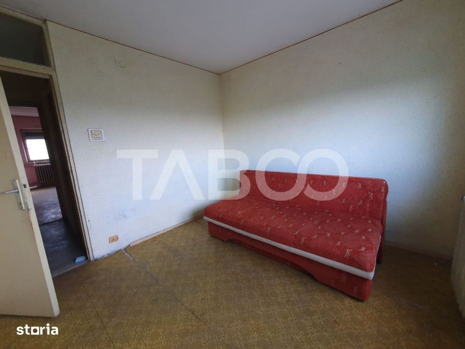 Apartament 2 camere decomandat 45 mp utili zona Plopului — fotografia 3