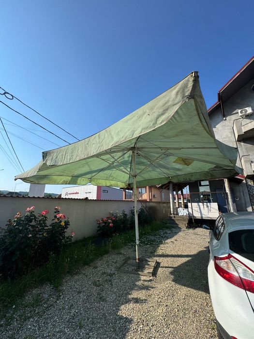 Umbrelă profesională terasă 4x4 m cu 4,5h – structură metalică, bază inclusă