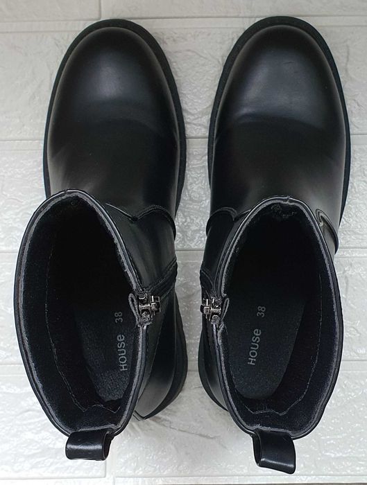 Дамски черни боти