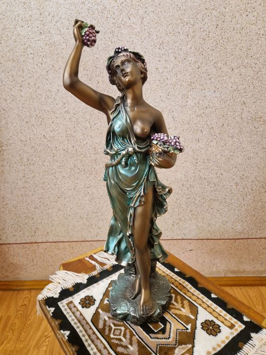 Статуэтка Афродита