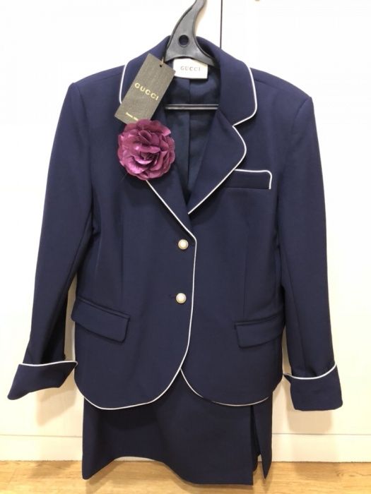 Продам костюм