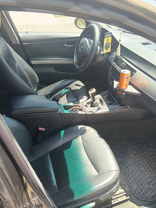 Vând BMW seria 3,320D,e90,2007