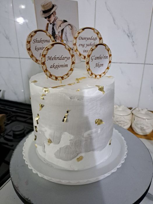 To'rt va pishiriqlarga zakaz olamiz.