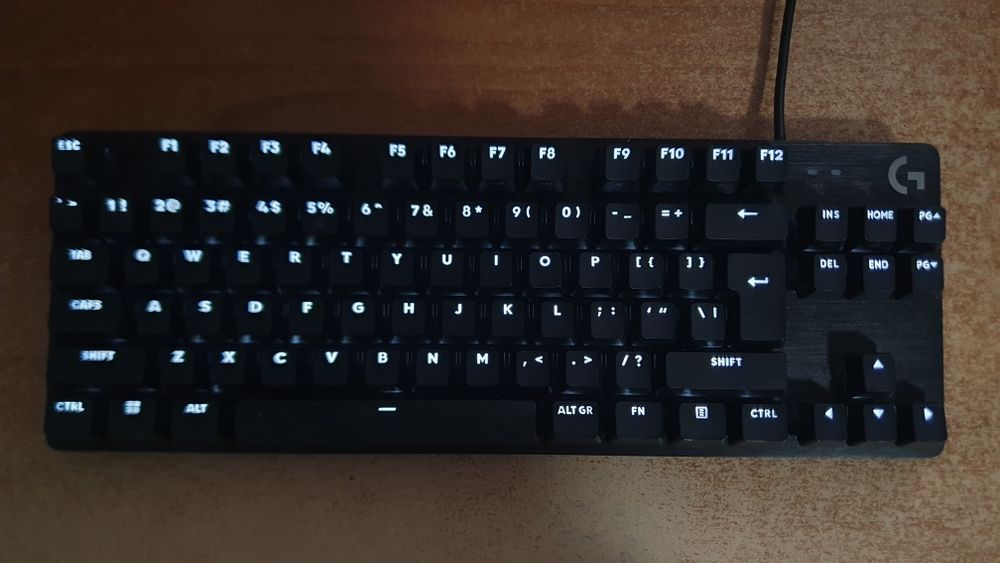 Logitech g413 TKL SE