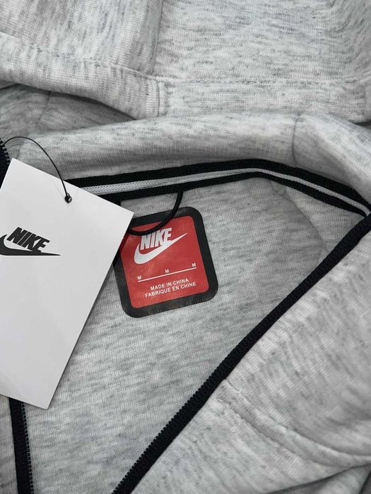 #EDITIE LIMITATĂ# Nike Tech Fleece Full Gri - Verificare Colet