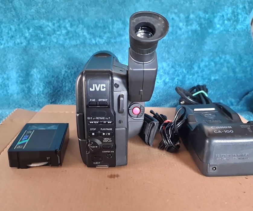 Video camera JVC. Total funcțională.