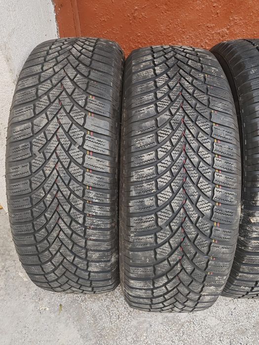 4бр 215 65 17 Зимни гуми Bridgestone