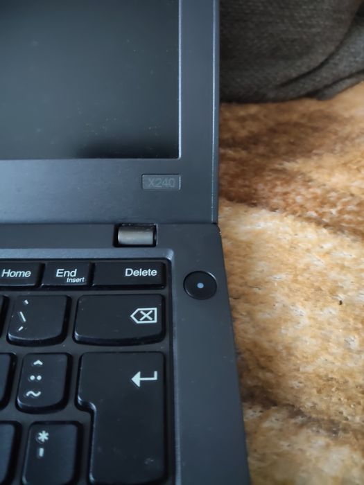 Lenovo x240 i3 gen 4