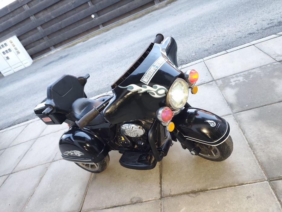 Motocicleta electrica pentru copii