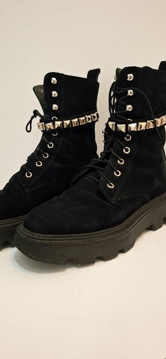 Ghete piele întoarsă Moja