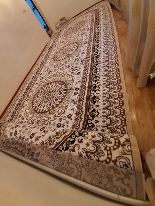 Ковер 3,50*8,00. Кілем 80000 тг