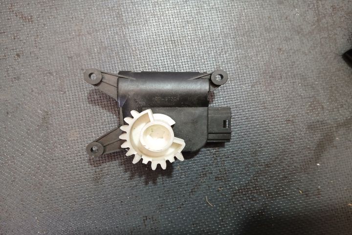 Motoras clapeta aeroterma 0132801337 / 983381G-D / 1K0907511D 0132801