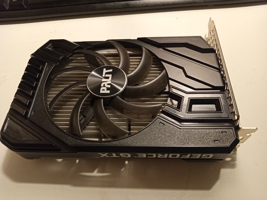 Видео карта GTX видеокарта