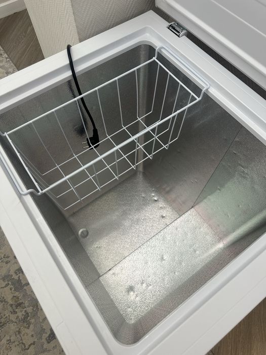 Продам морозильник ларь Hisense