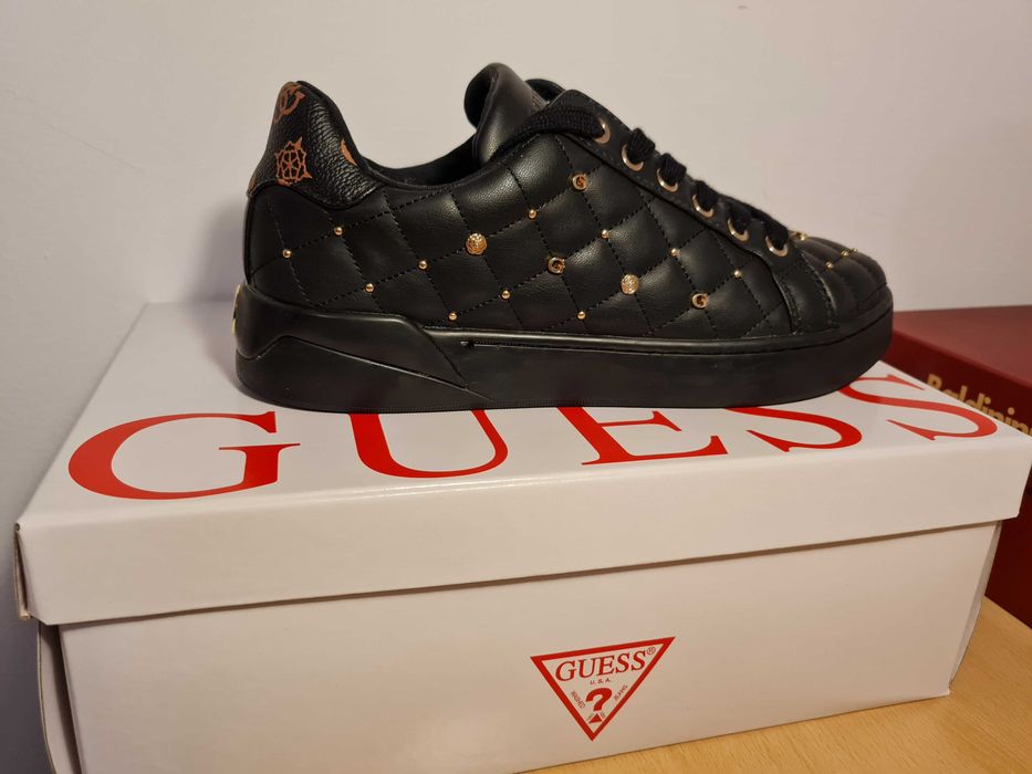 Adidasi Guess Negru