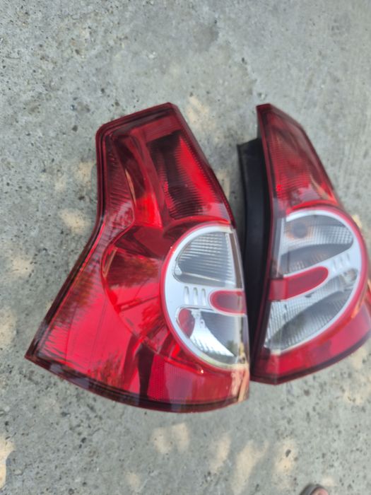 Stopuri/Triple Dacia Sandero 1. 2008-2012. Volan stinga. Preț bucata.