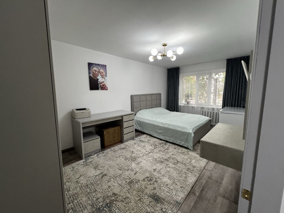 Продам квартиру 3 комнатную