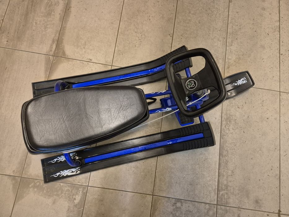 Шейна чук и гек Moni