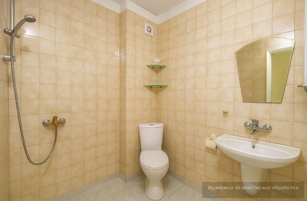 Тристаен апартамент в района на ХЕИ!