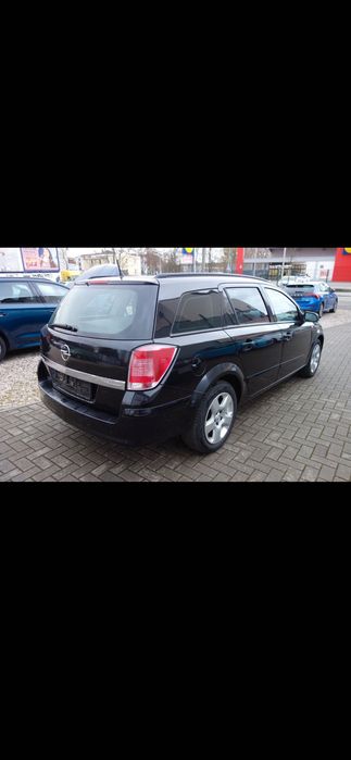 Opel Astra H 1.6 benzină  105 cp