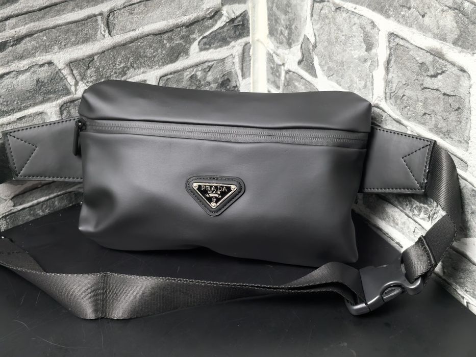 Унисекс чанта тип банан