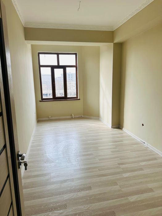 2 xonali juda qulay va arzon uy chiqdi. Juda Tez sotiladi