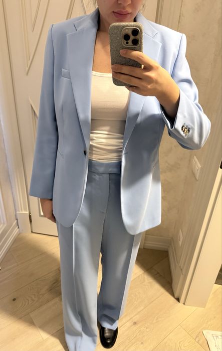 Продам костюм Zara