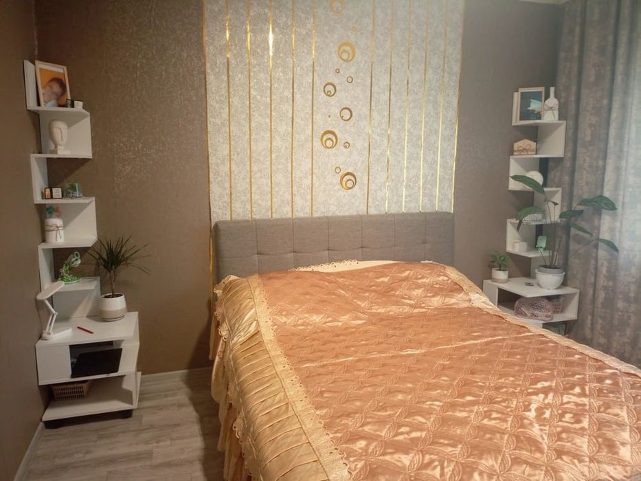 Настенная Полка для книг Viko